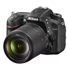 دوربین عکاسی نیکون Nikon D7200 Kit 18-140mm f/3.5-5.6 G VR-دست دوم